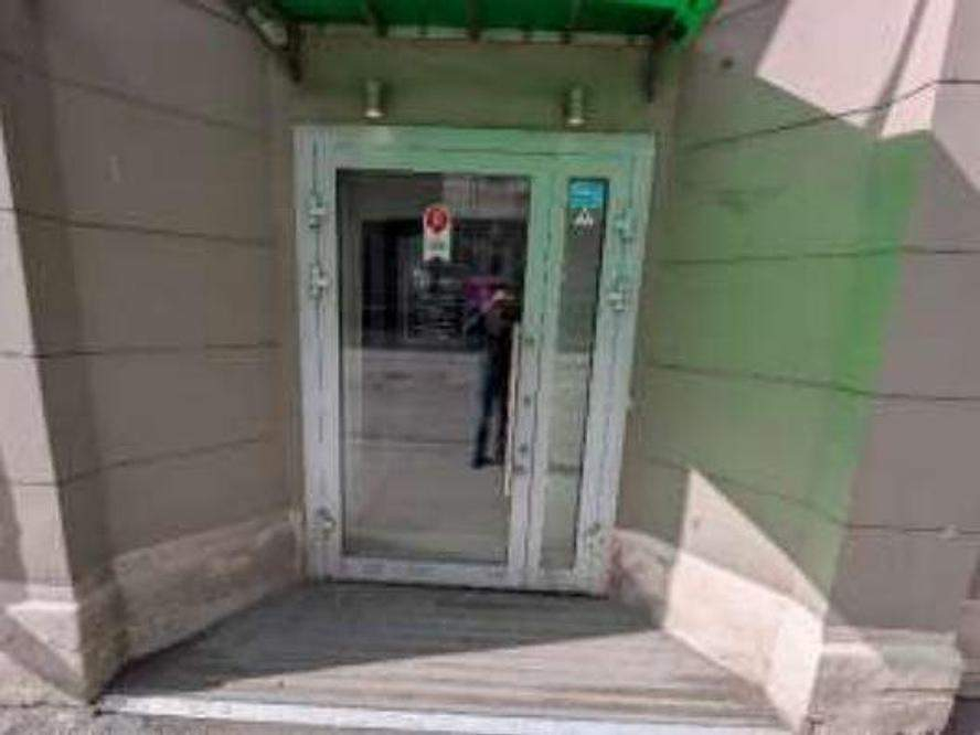 Продам магазин 110.4 м.кв.