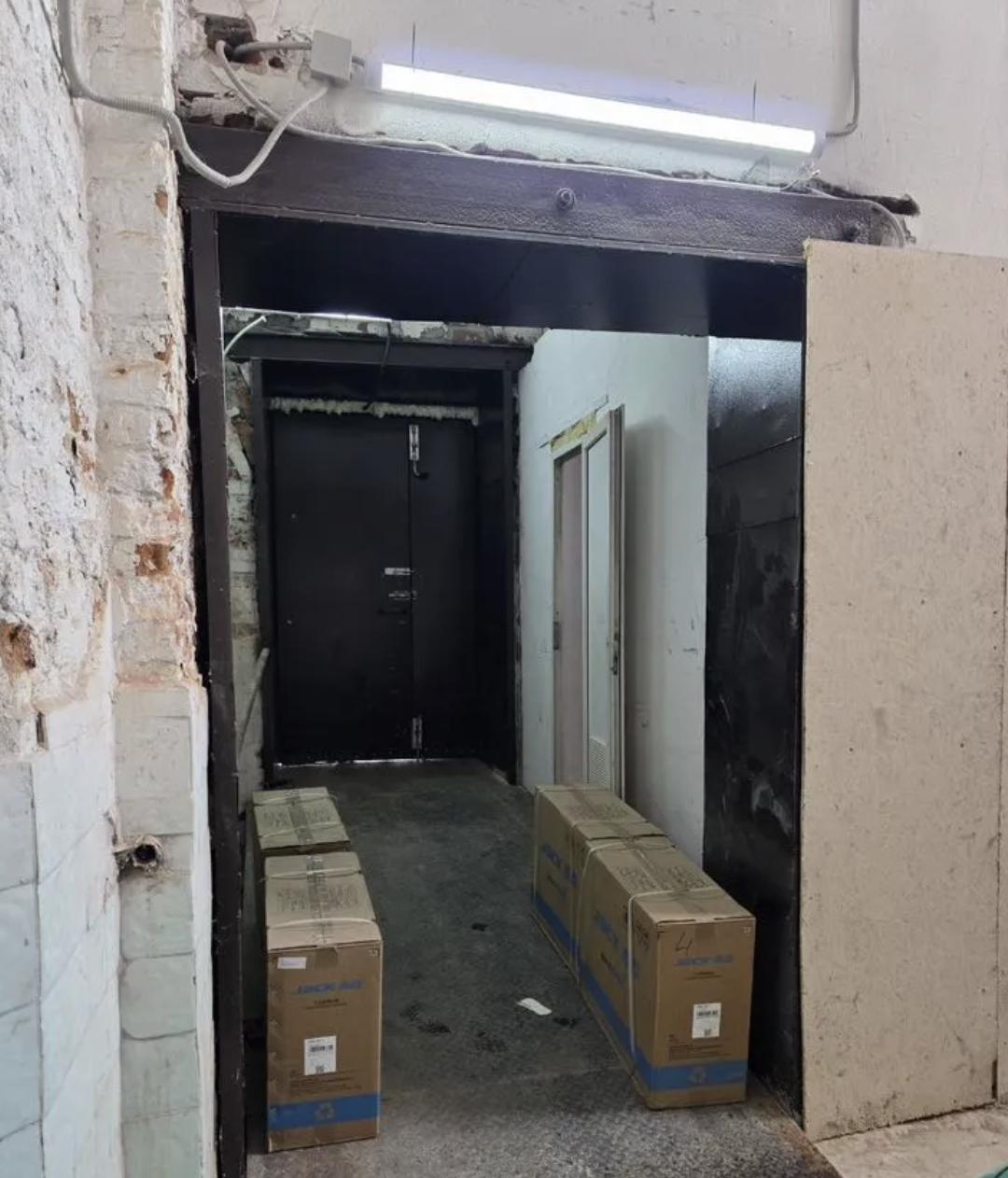 Сдам в аренду помещение свободного назначения 1076 м.кв.
