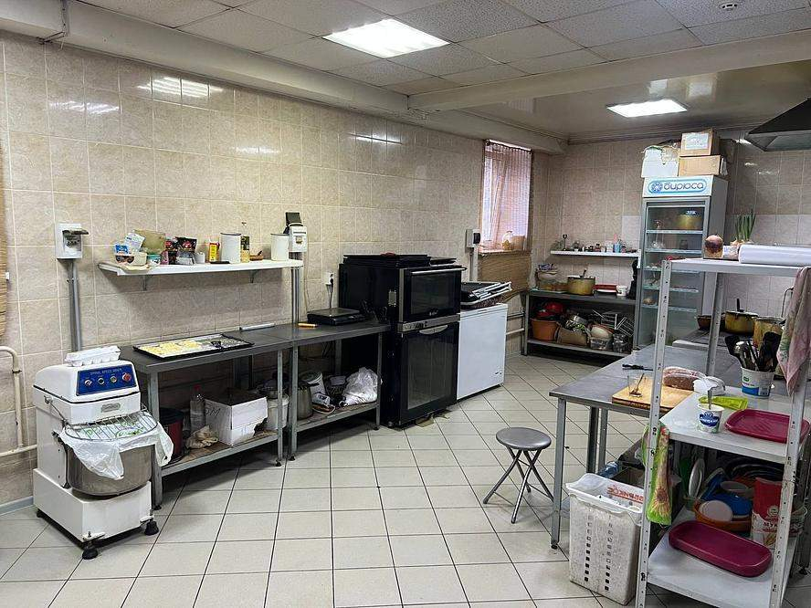 Продам магазин 120.6 м.кв.