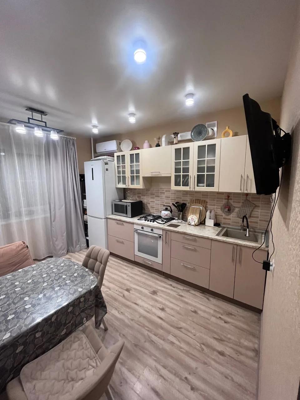 Квартира на продажу в Щекино, Колоскова улица, 9