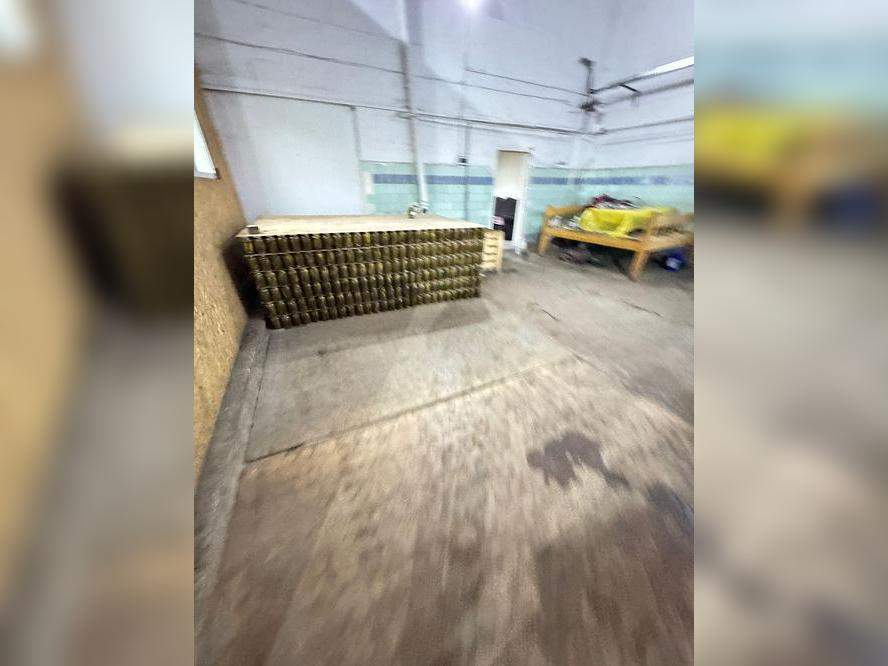 Продам склад 2417.7 м.кв.