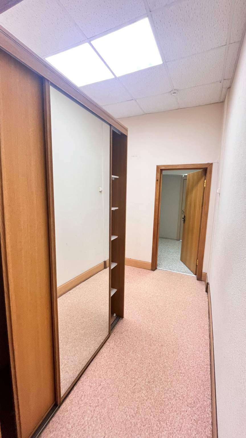 Сдам в аренду офис 27.2 м.кв.