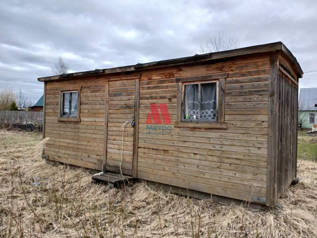 Продам земельный участок 1100 м.кв.