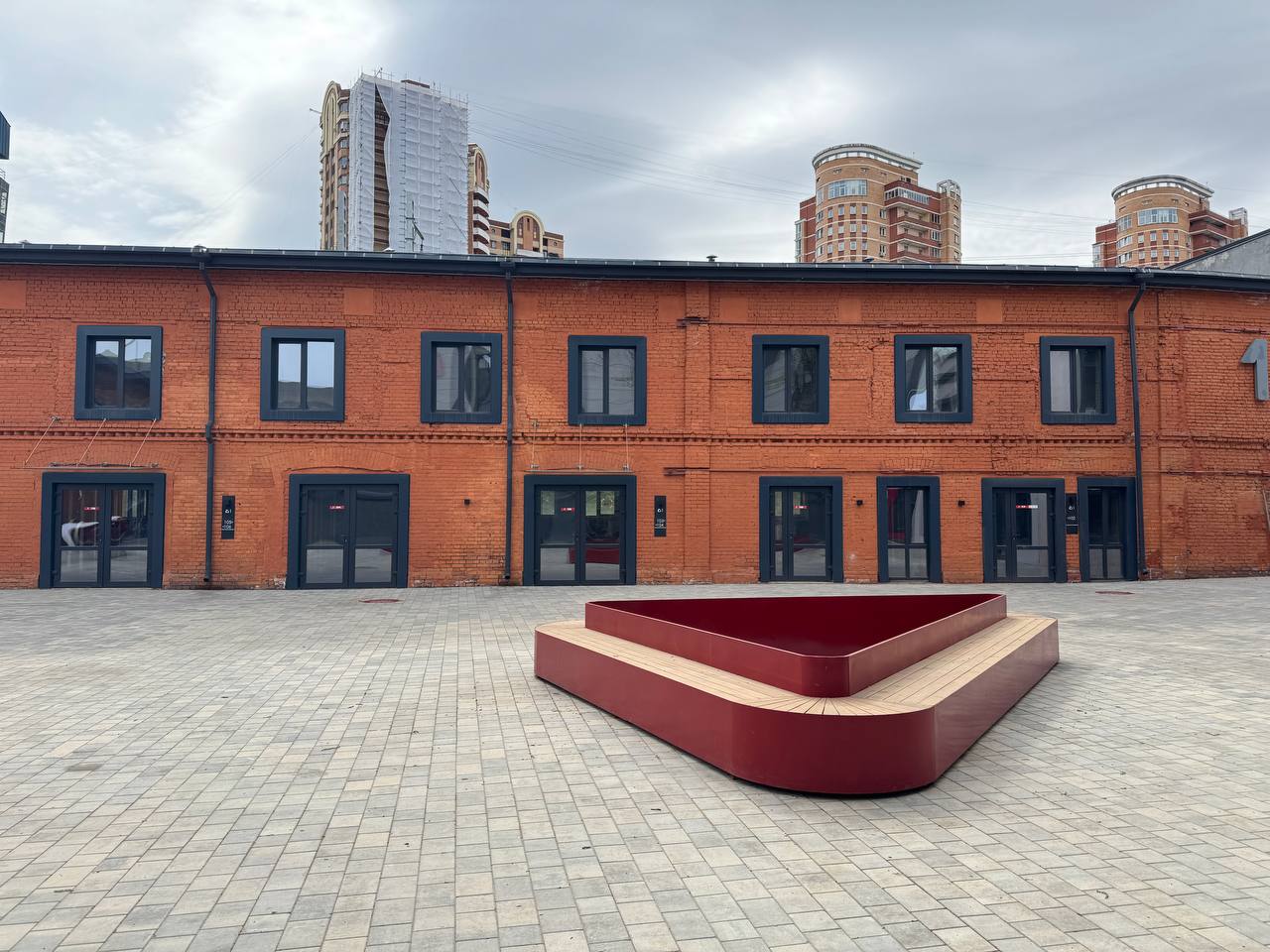 Сдам в аренду помещение свободного назначения 8.9 м.кв.