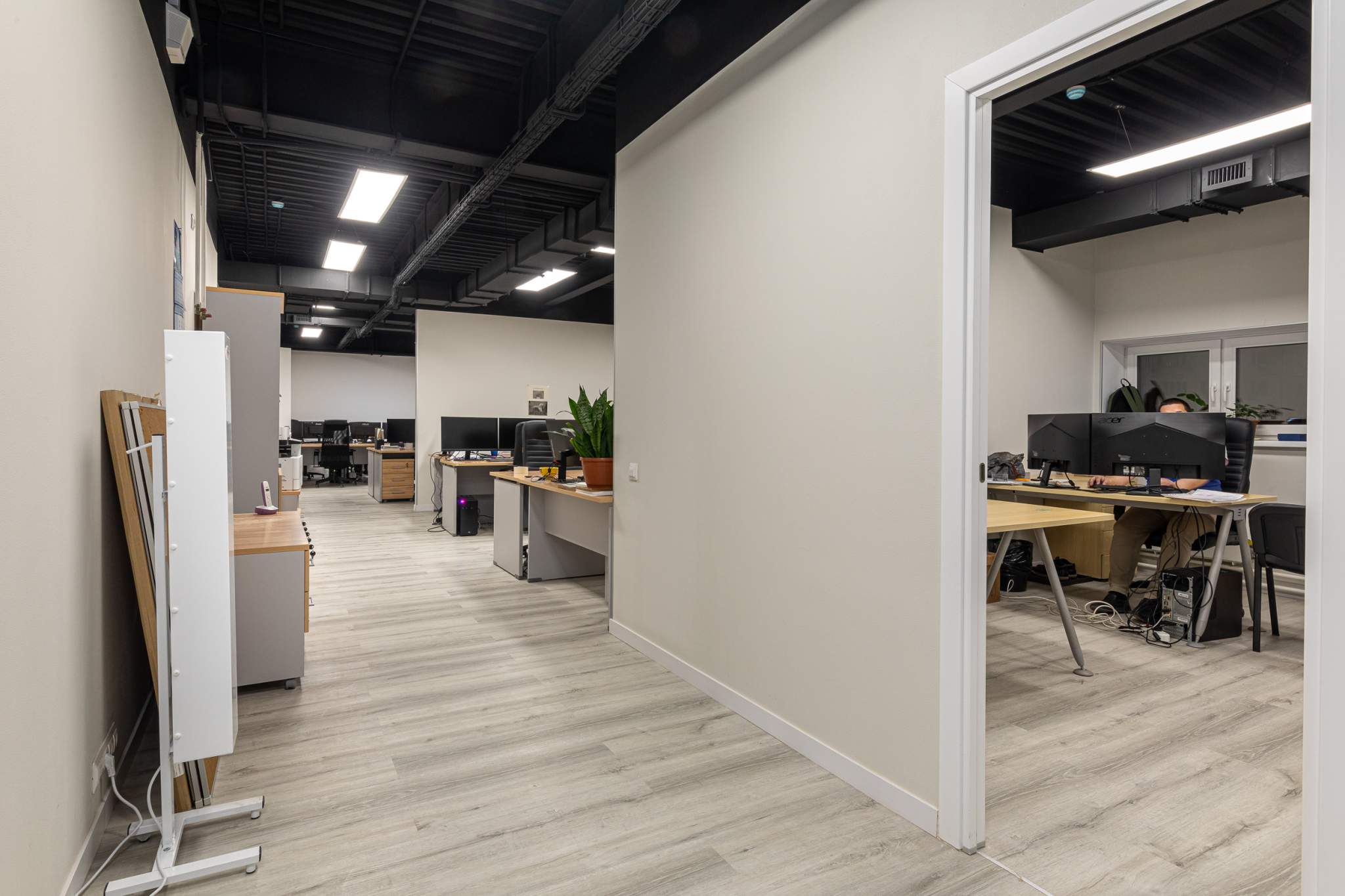 Продам помещение свободного назначения 991 м.кв.