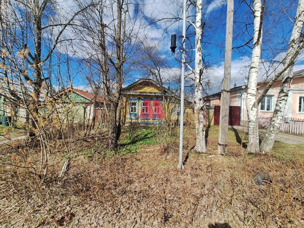 Продам земельный участок 300 м.кв.