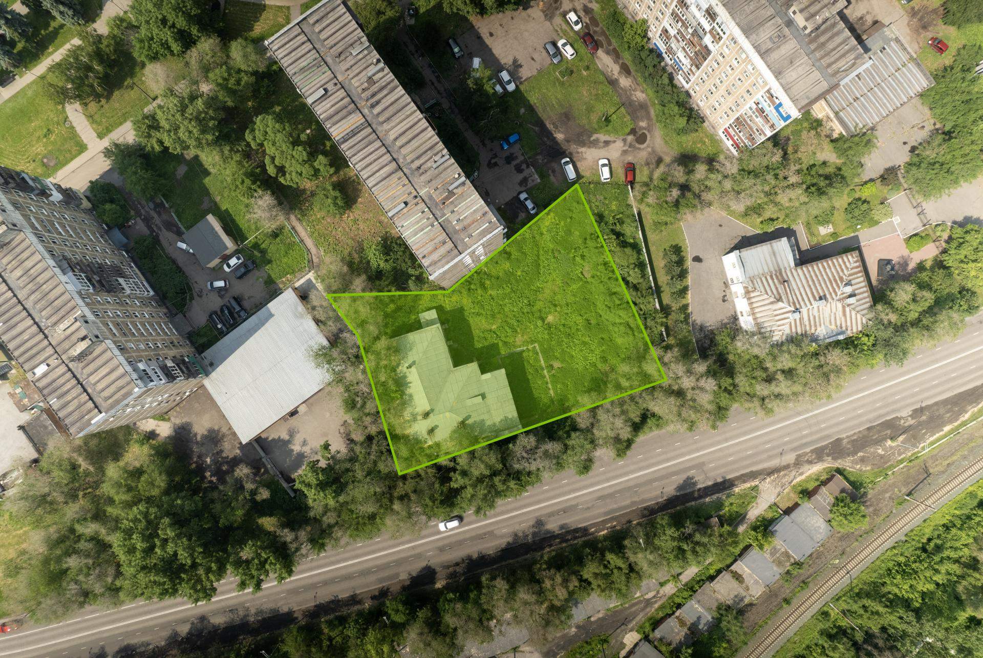 Продам торговое помещение 582.8 м.кв.
