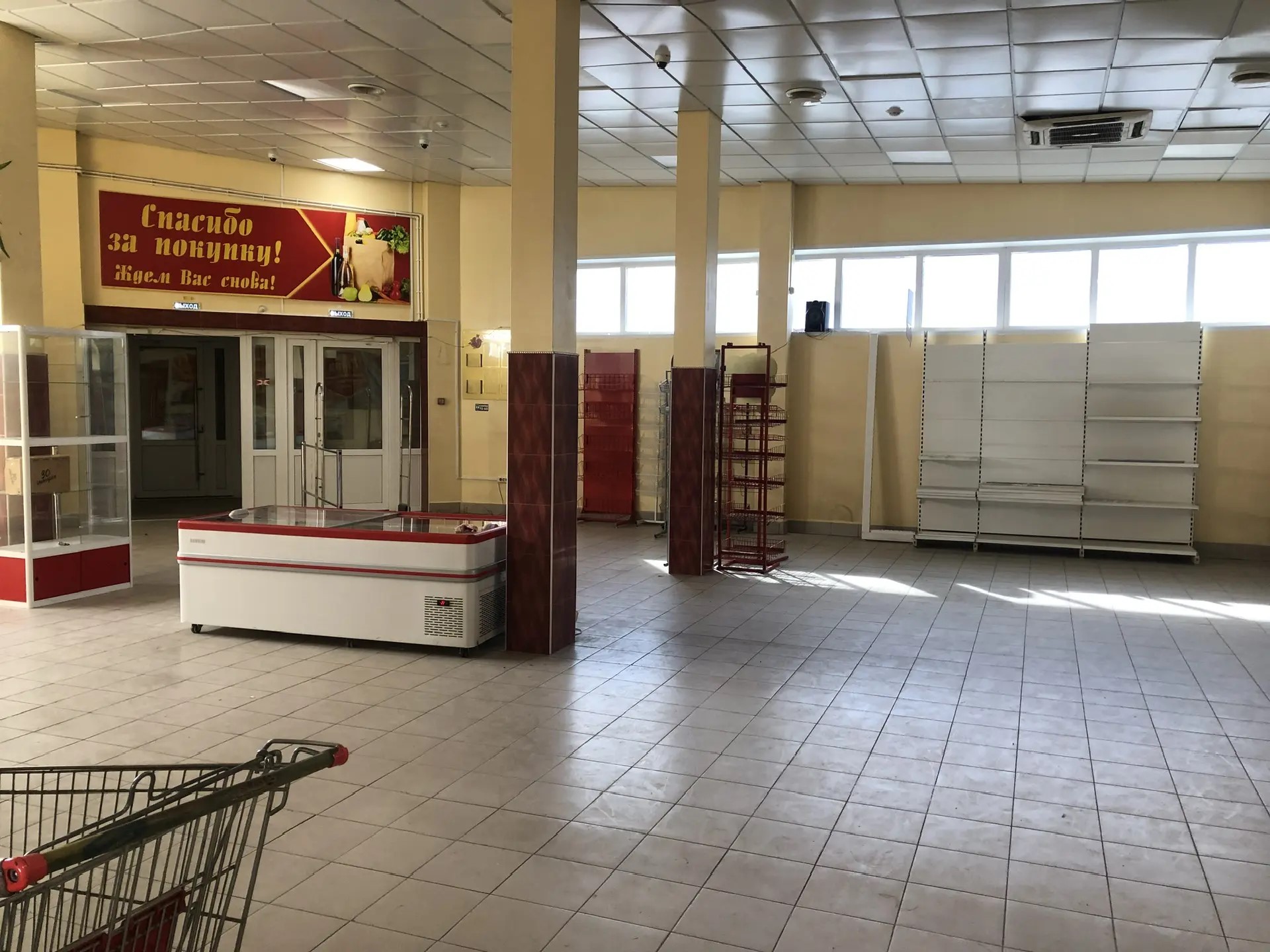 Продам помещение свободного назначения 392 м.кв.