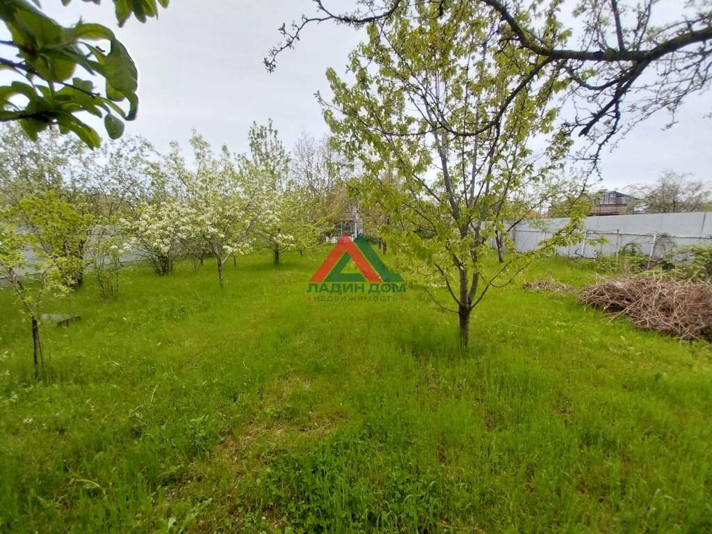 Продам земельный участок 500 м.кв.