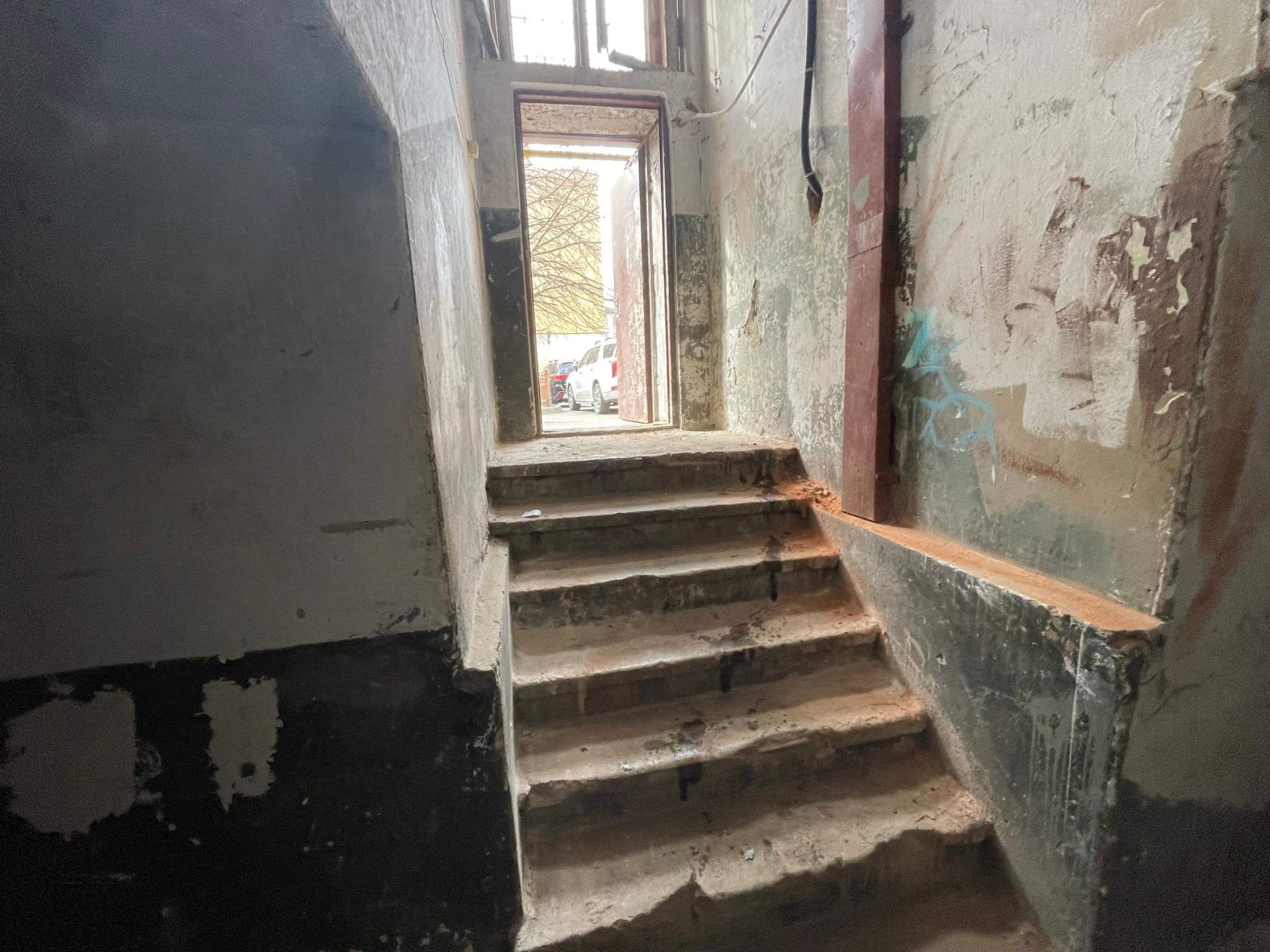 Продам офис 4.8 м.кв.