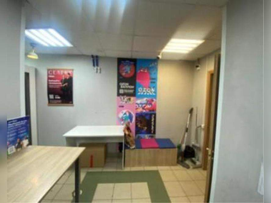 Продам магазин 179.5 м.кв.