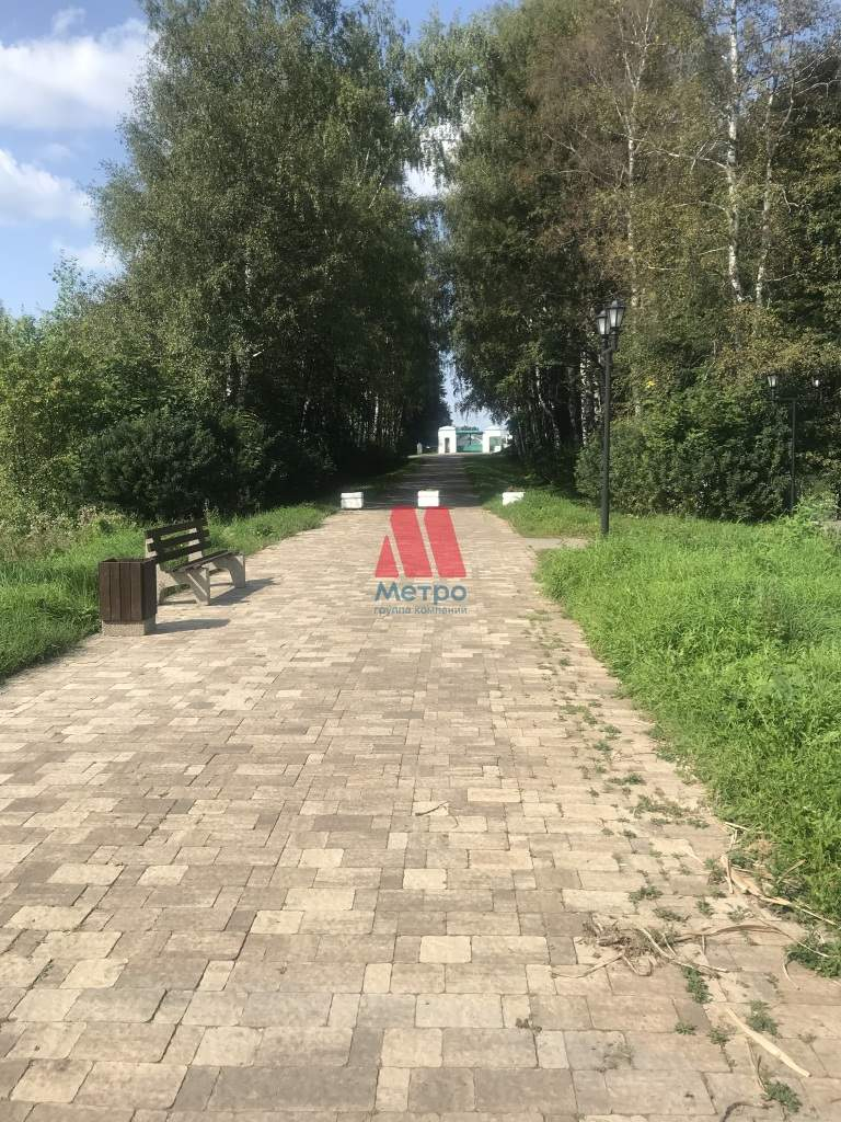 Продам земельный участок 900 м.кв.