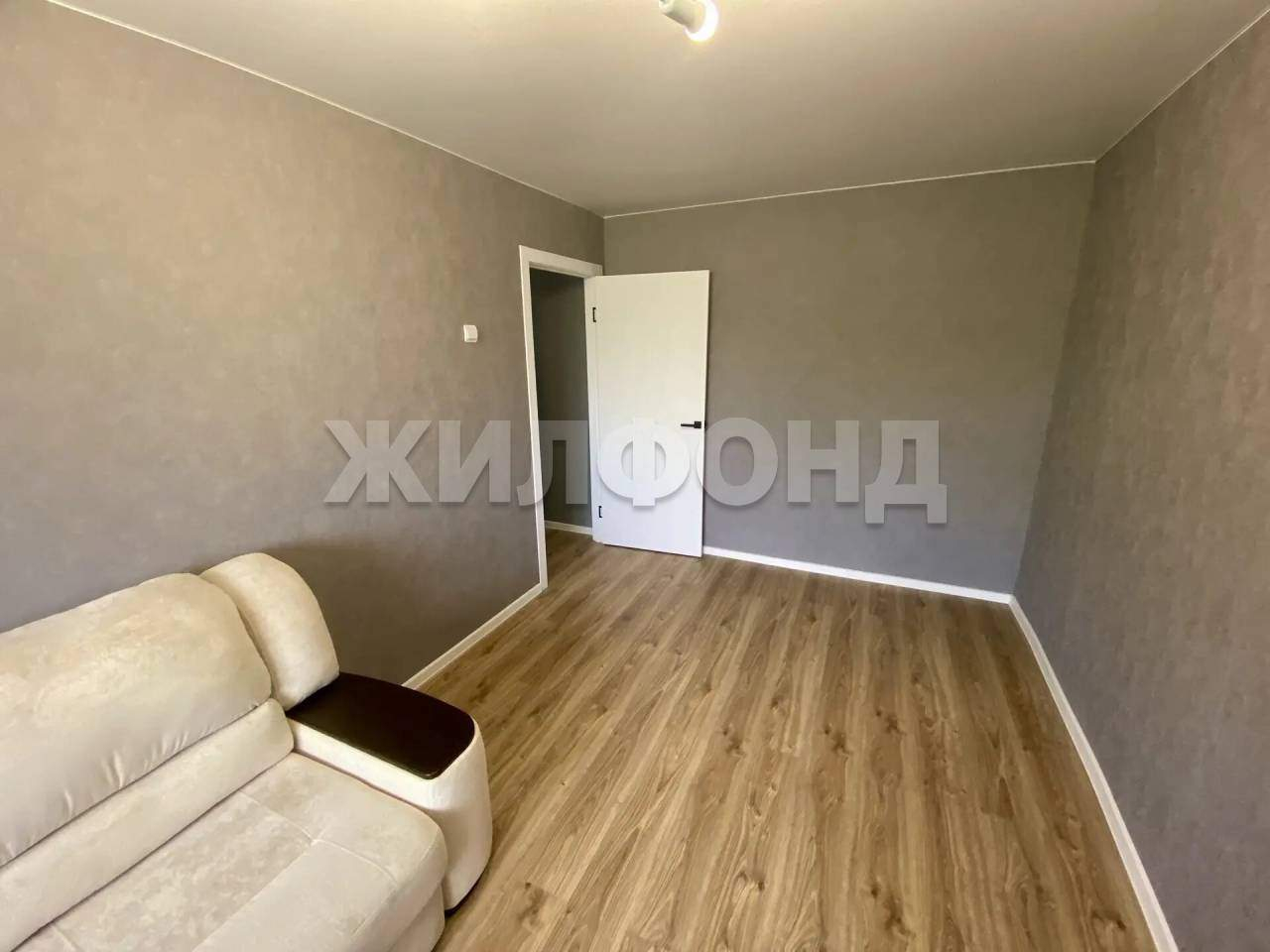 Квартира на продажу в Северске, Калинина улица, 91 фото №3