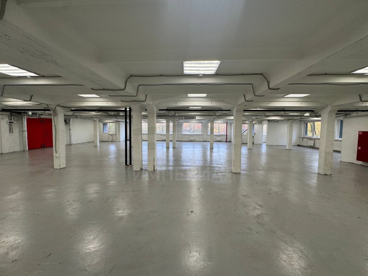 Сдам в аренду помещение свободного назначения 439.6 м.кв.