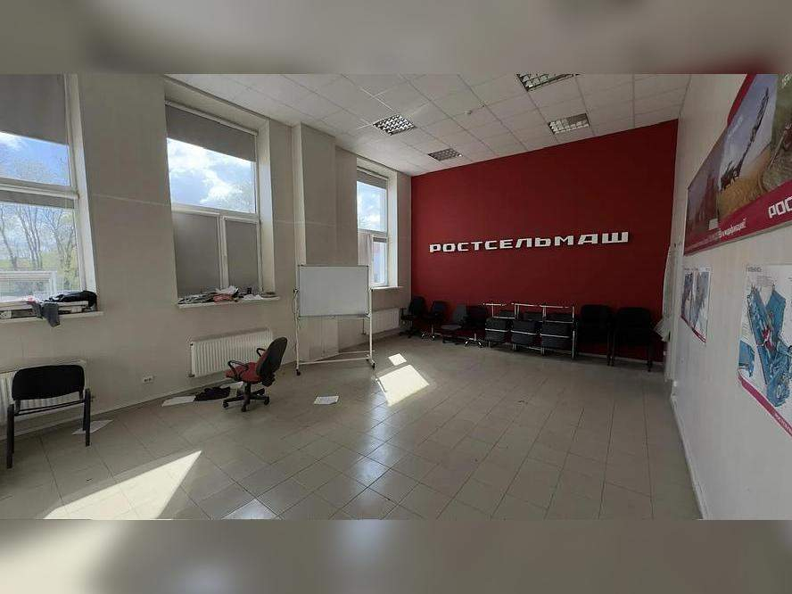 Продам помещение свободного назначения 2102 м.кв.