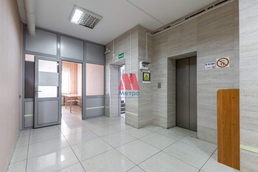 Сдам в аренду офис 173 м.кв.