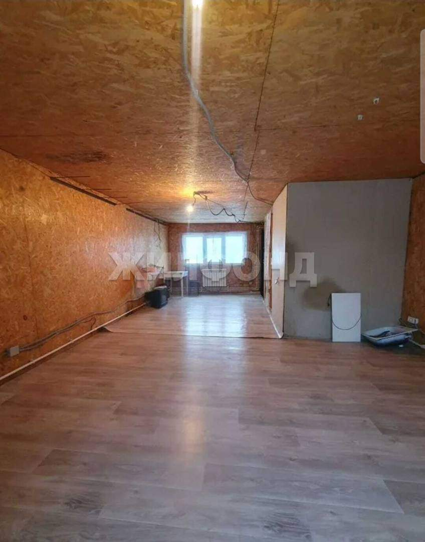 Квартира на продажу в Мирном, Первомайская улица, 3 фото №1