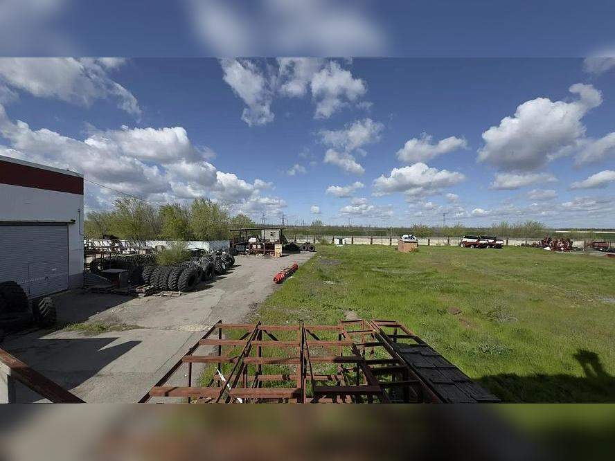 Продам помещение свободного назначения 2102 м.кв.