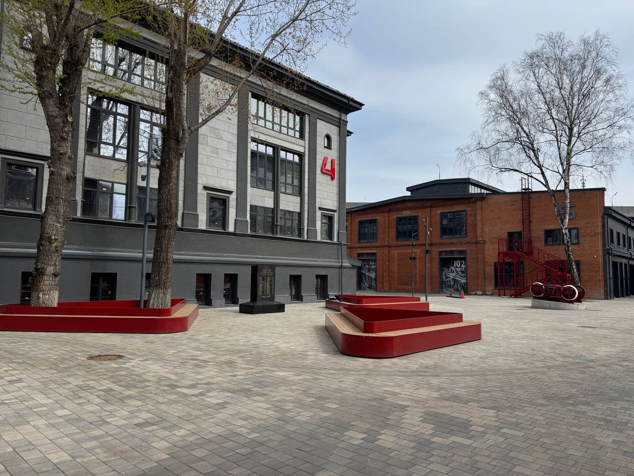 Продам помещение свободного назначения 2043.4 м.кв.