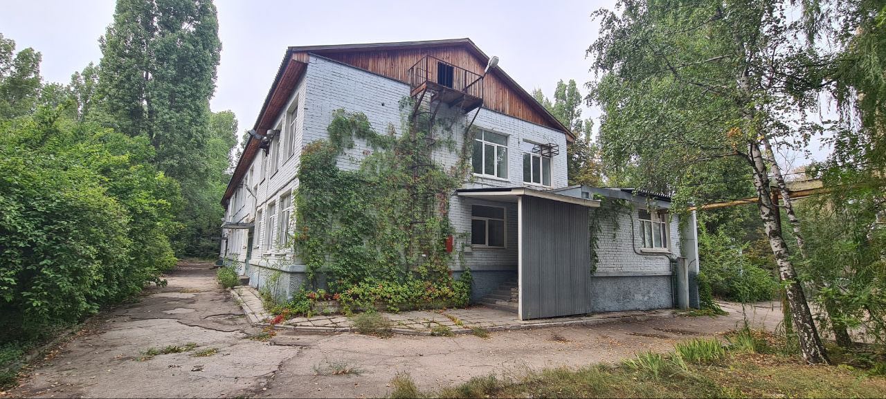 Продам торговое помещение 1117.8 м.кв.
