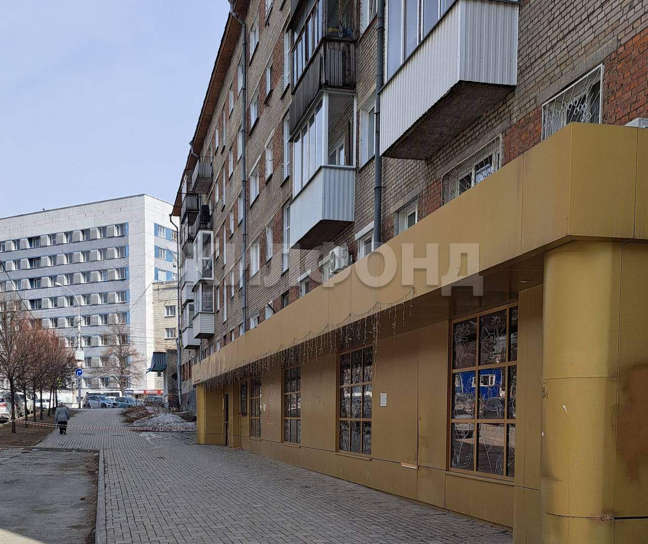 Продам магазин 352 м.кв.