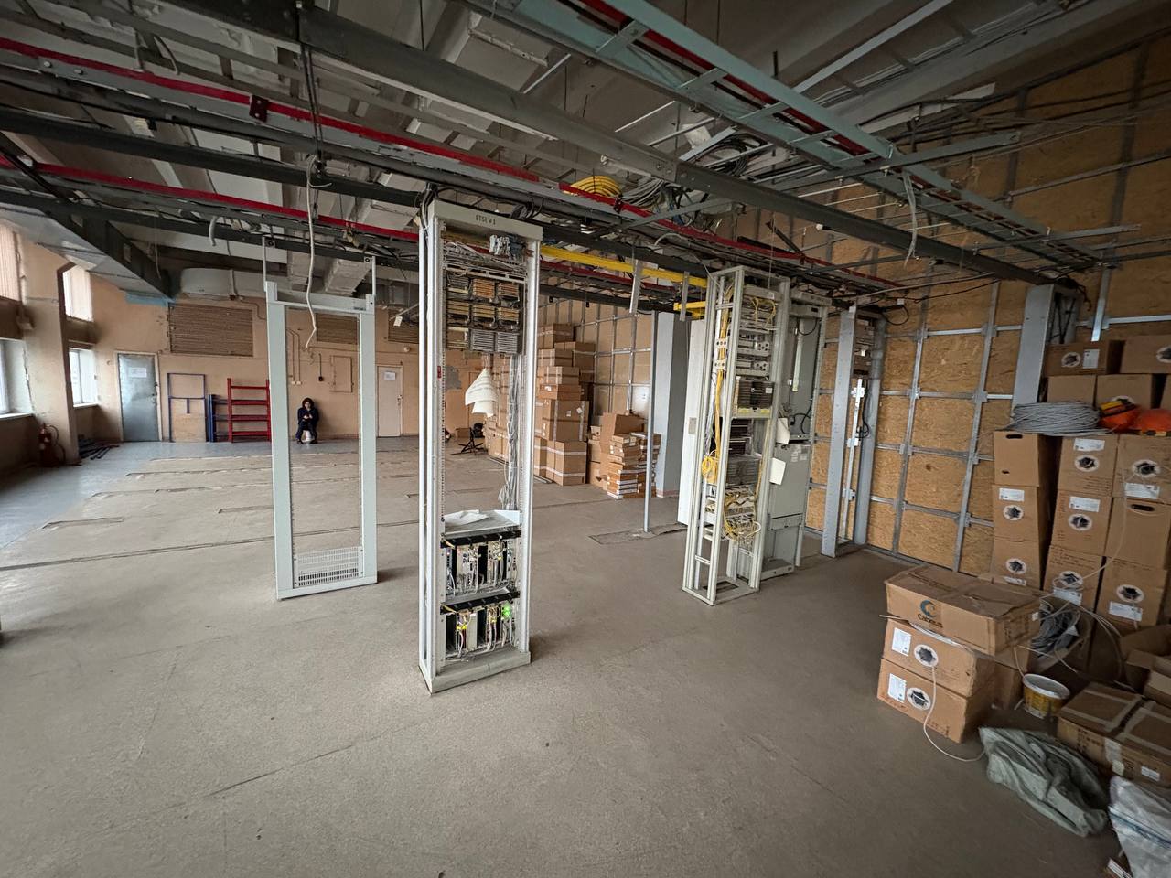 Сдам в аренду помещение свободного назначения 295.7 м.кв.