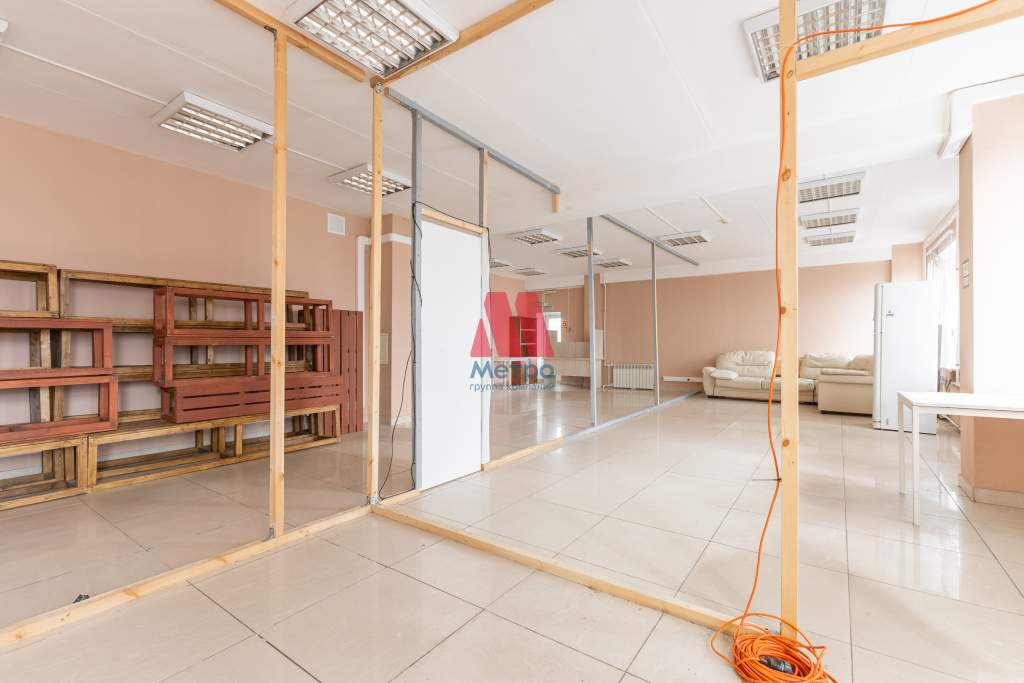Сдам в аренду офис 173 м.кв.