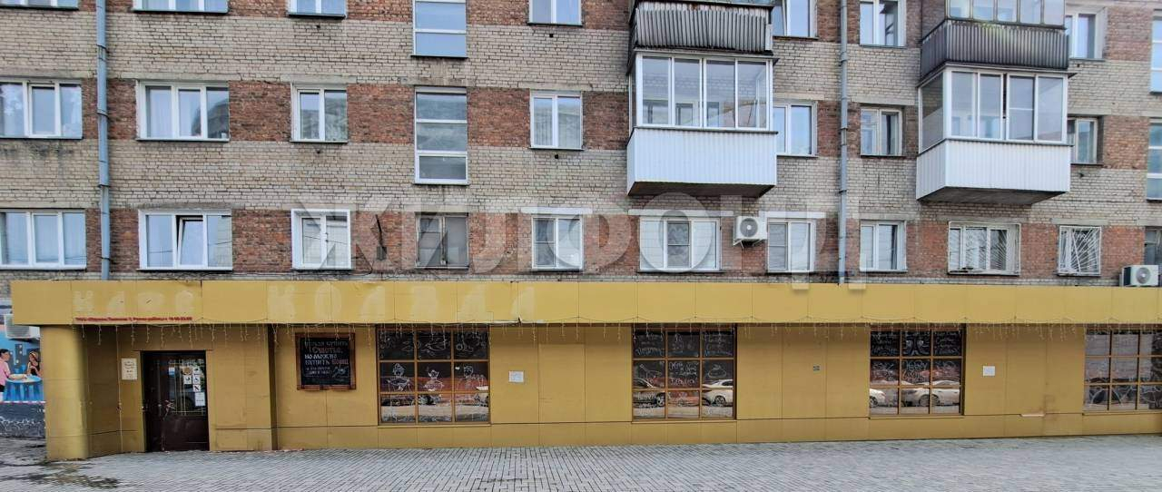 Продам магазин 352 м.кв.