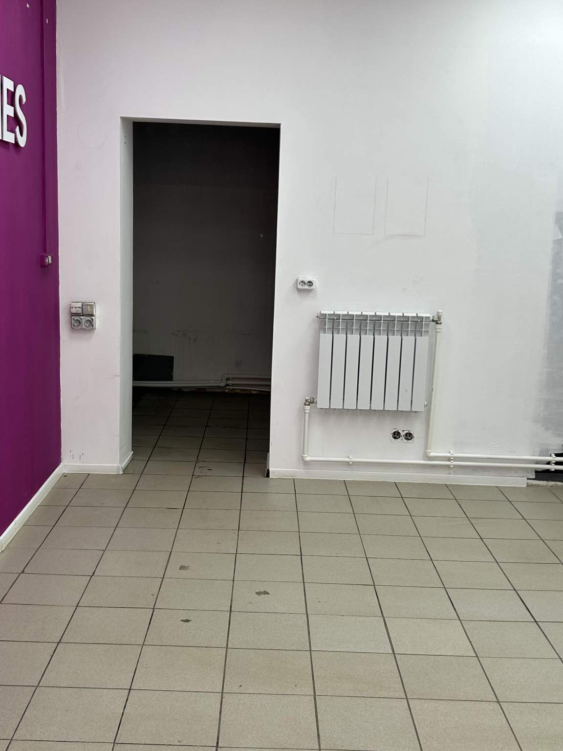 Сдам в аренду магазин 54.8 м.кв.