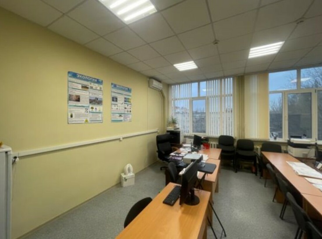 Продам помещение свободного назначения 893.7 м.кв.