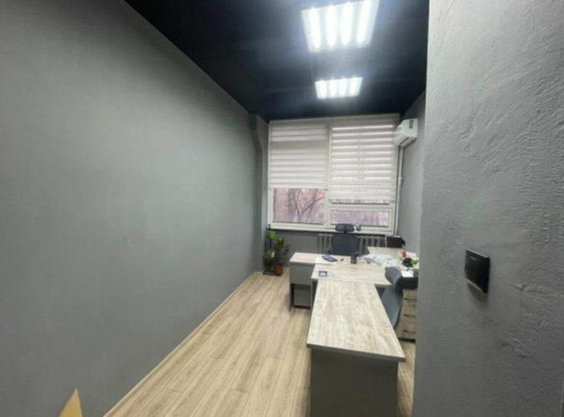 Продам помещение свободного назначения 893.7 м.кв.