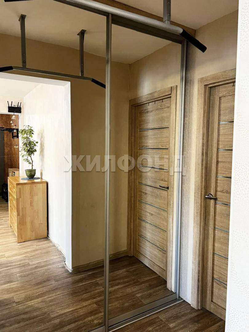Квартира на продажу в Иркутске, Советская улица, 70 фото №11