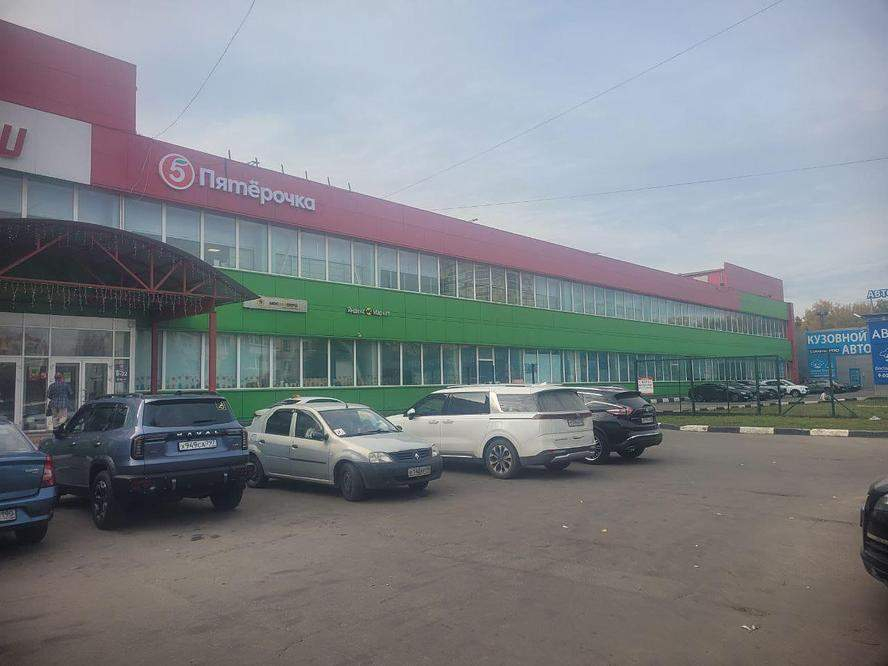 Продам магазин 3789.7 м.кв.