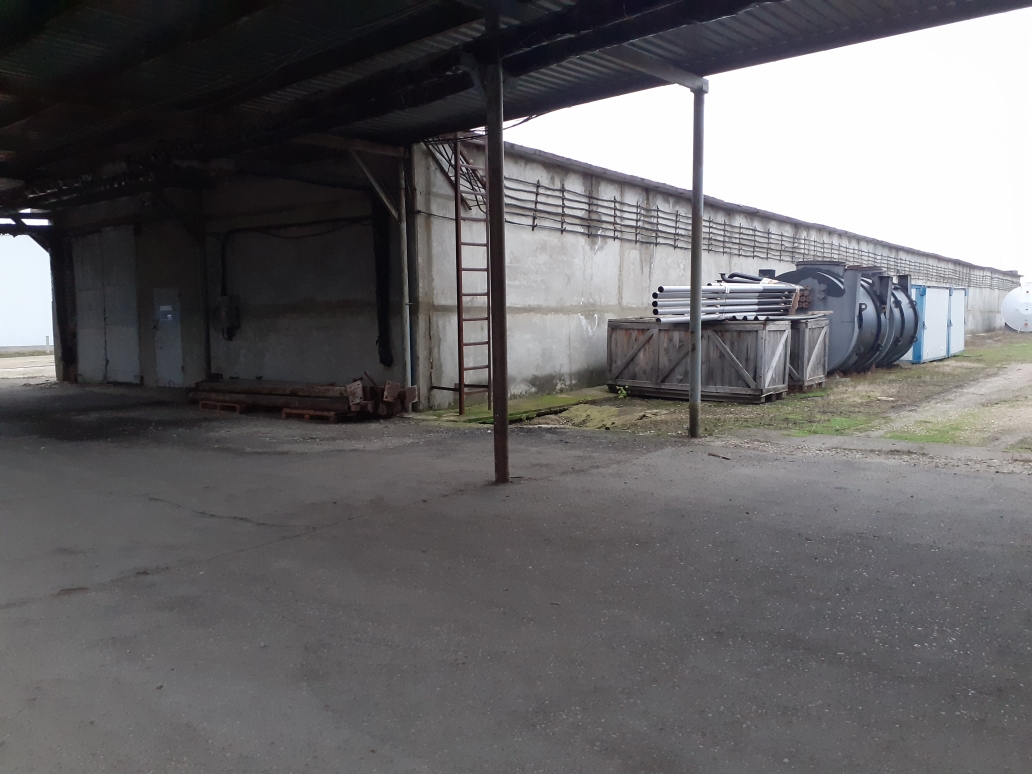 Продам торговое помещение 859.7 м.кв.