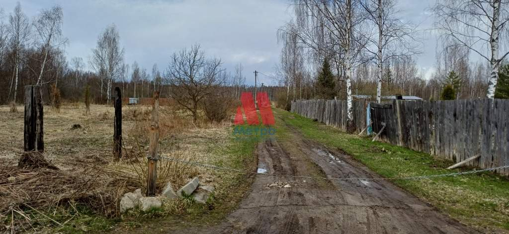 Продам земельный участок 1000 м.кв.