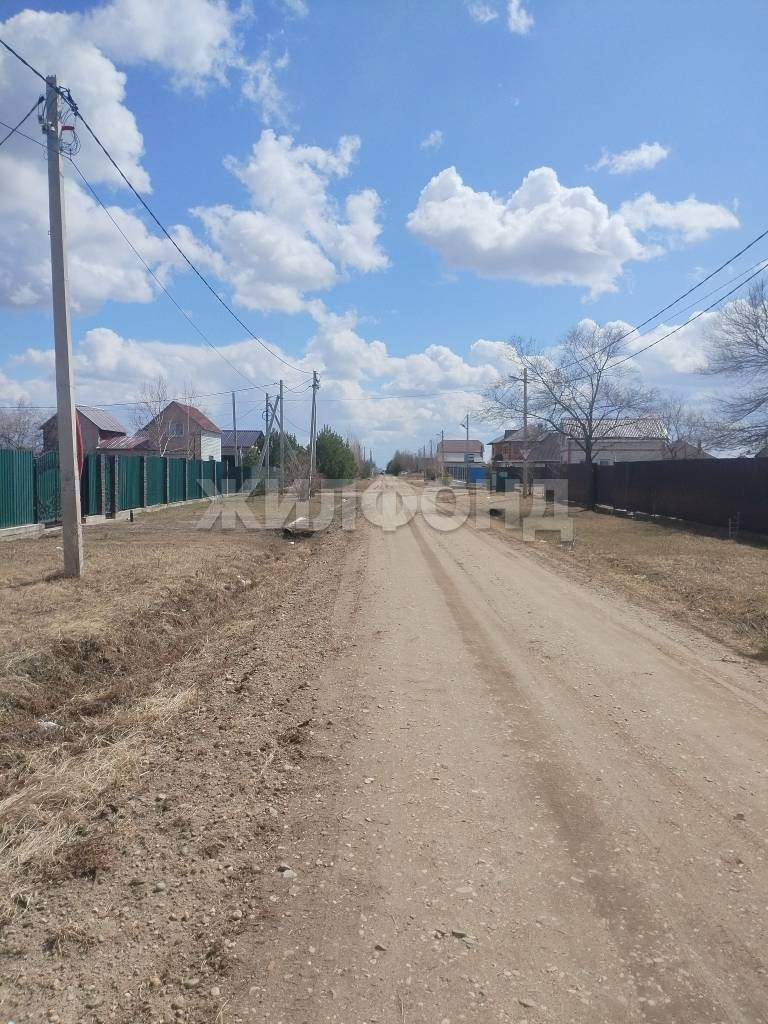 Продам земельный участок 149600 м.кв.