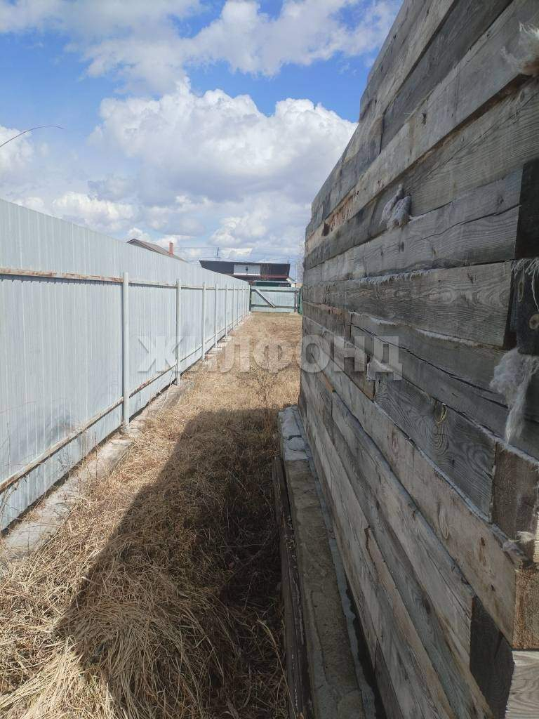 Продам земельный участок 149600 м.кв.