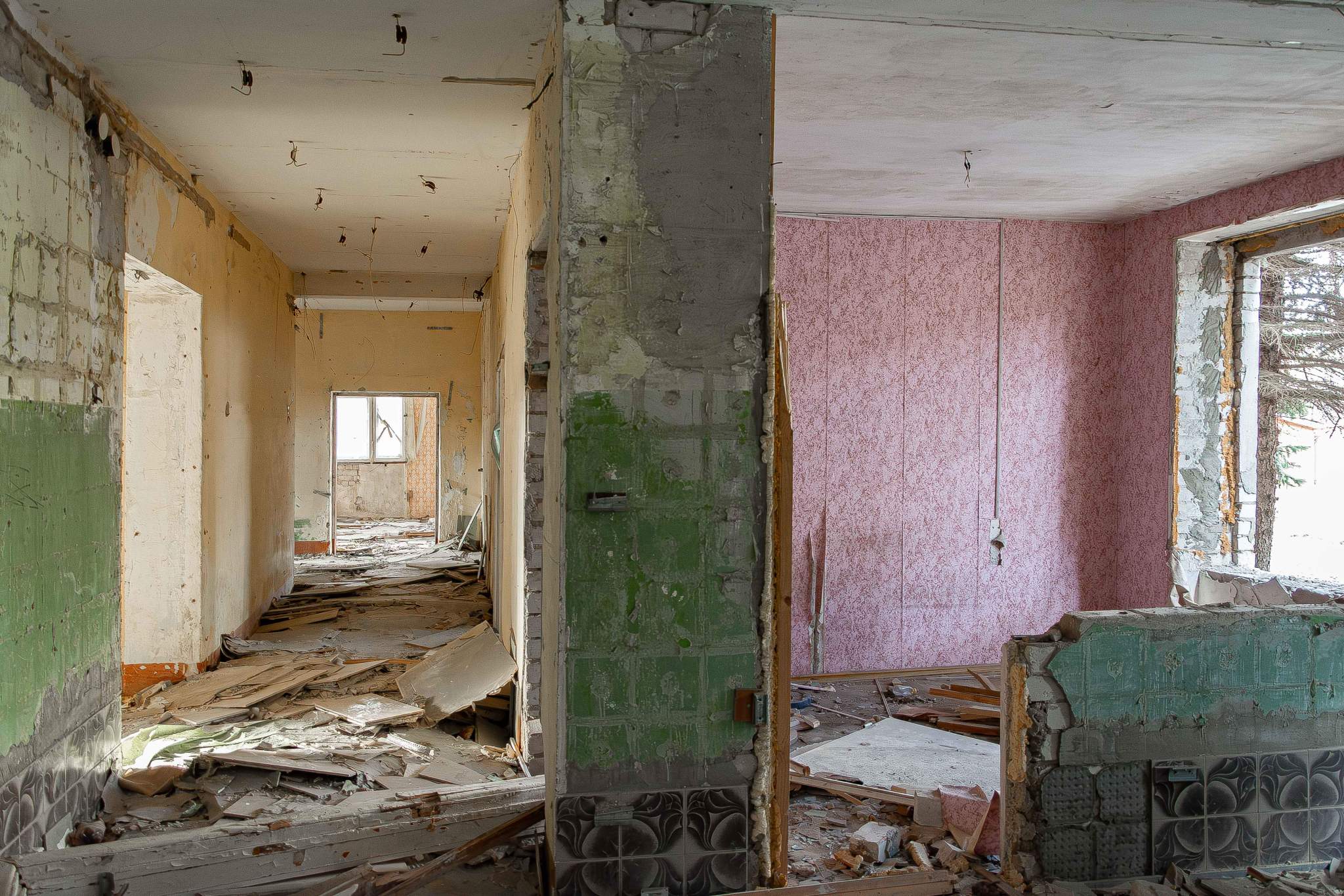 Продам торговое помещение 1996.9 м.кв.