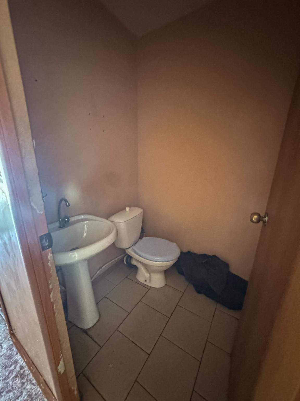 Продам торговое помещение 46.2 м.кв.
