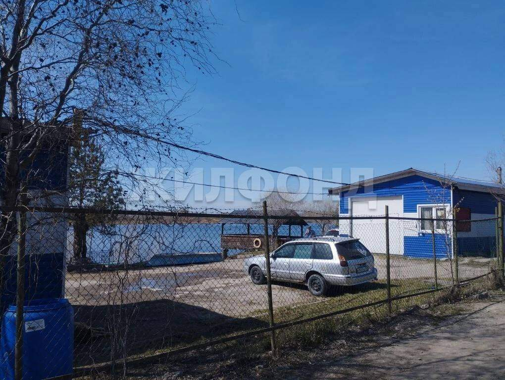 Продам земельный участок 656 м.кв.