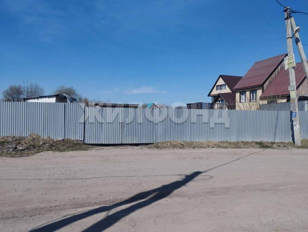 Продам земельный участок 656 м.кв.