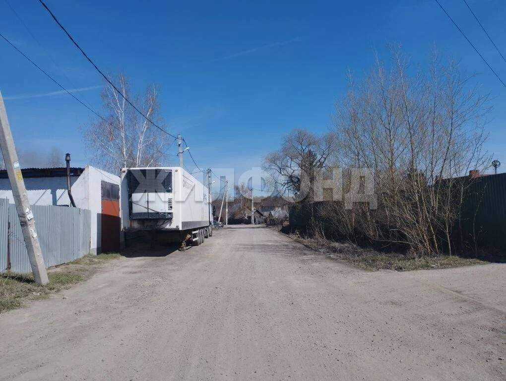 Продам земельный участок 656 м.кв.