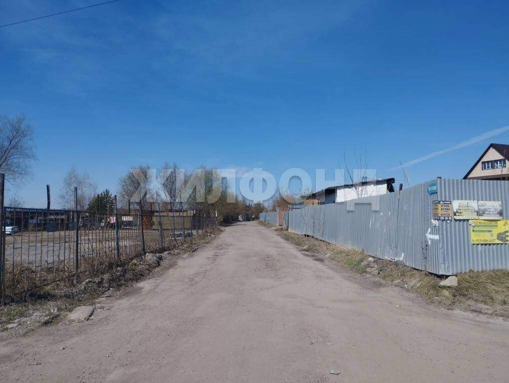 Продам земельный участок 656 м.кв.