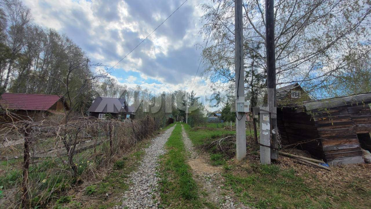 Продам земельный участок 620 м.кв.