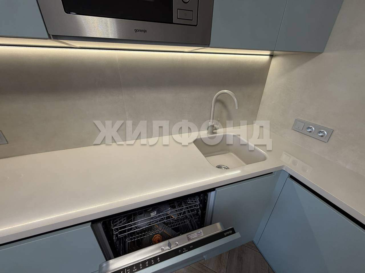 Квартира на продажу в Красноярске, Авиаторов улица, 42 фото №9