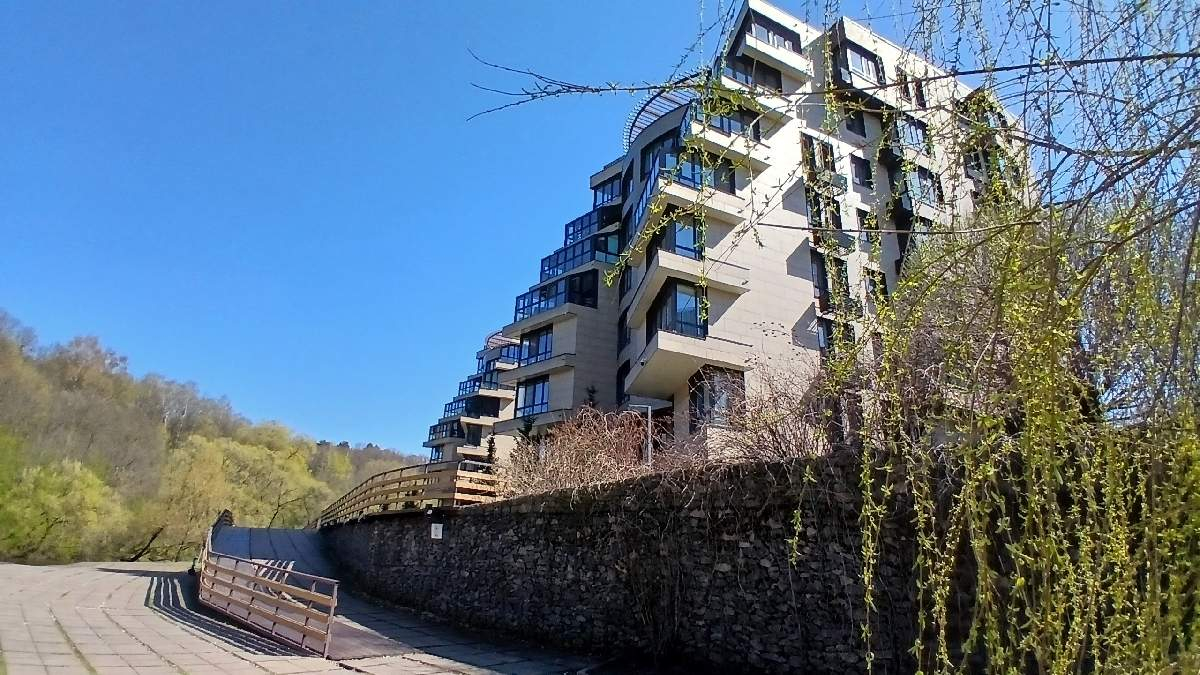 Квартира на продажу в Химках, Заречная улица, 5к1 фото №1