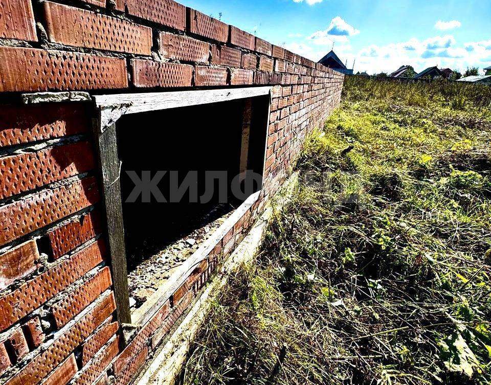 Продам земельный участок 1090 м.кв.