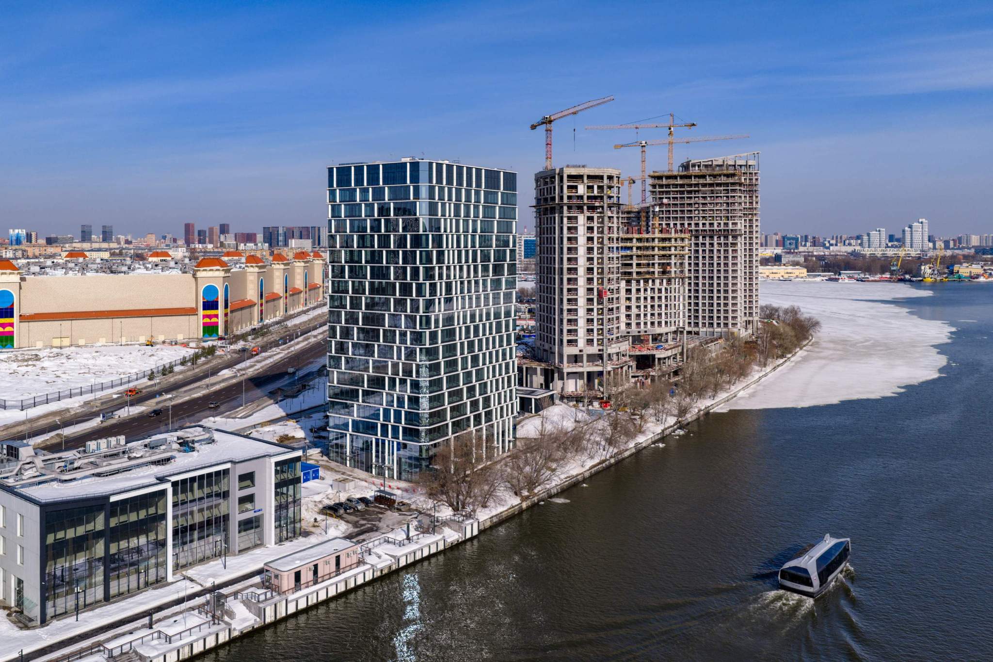 Сдам в аренду офис 1042.4 м.кв.