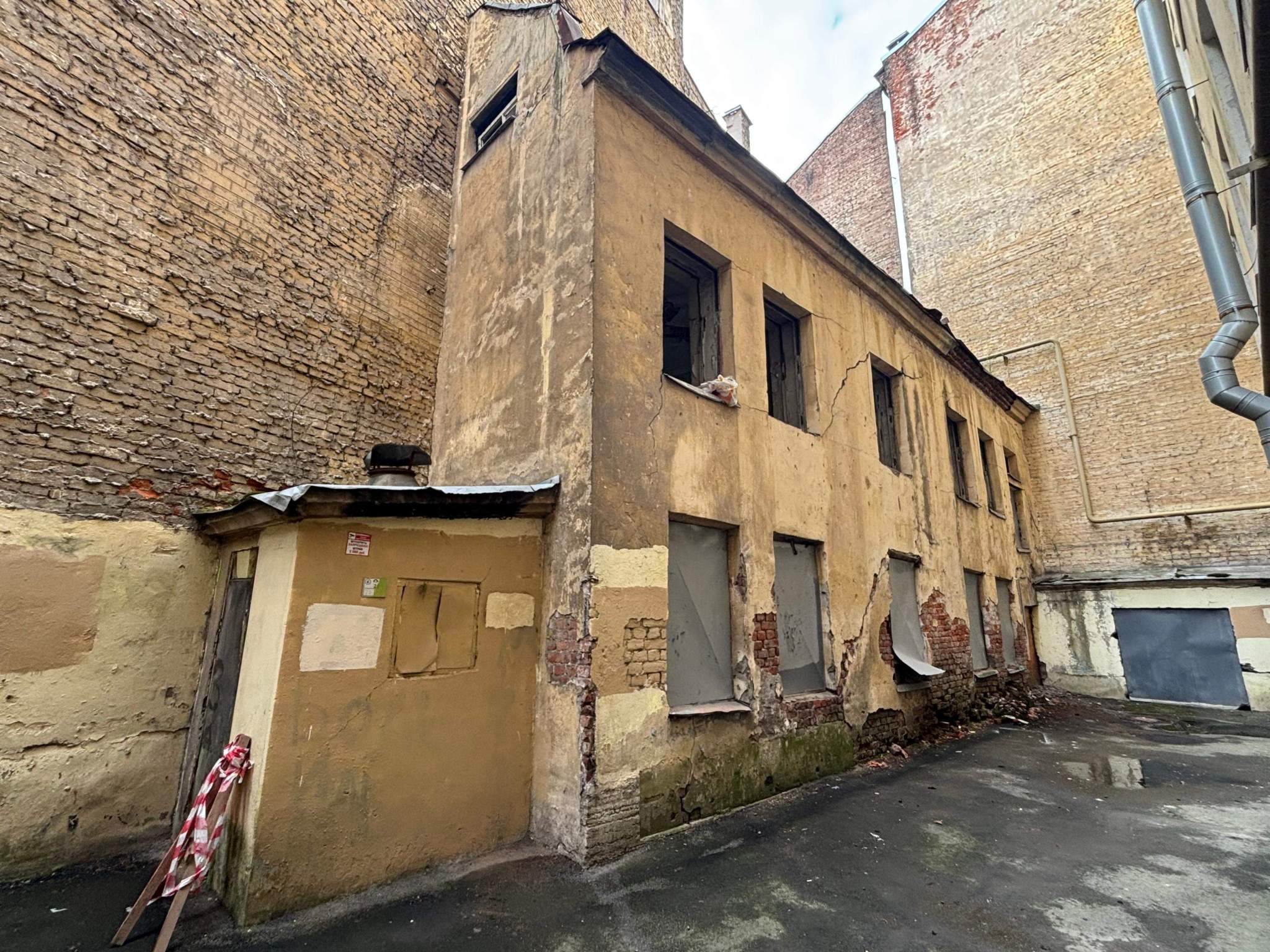 Помещение свободного назначения на продажу в Санкт-Петербурге, Шпалерная улица, 11 литера Б