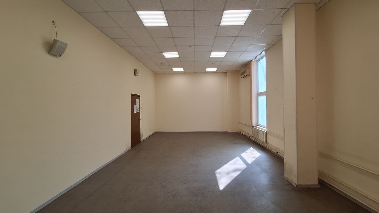 Сдам в аренду офис 327.6 м.кв.